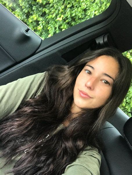 Angie Varona Net Worth 2024 – Income, Assets, Age, Boyfriend,。